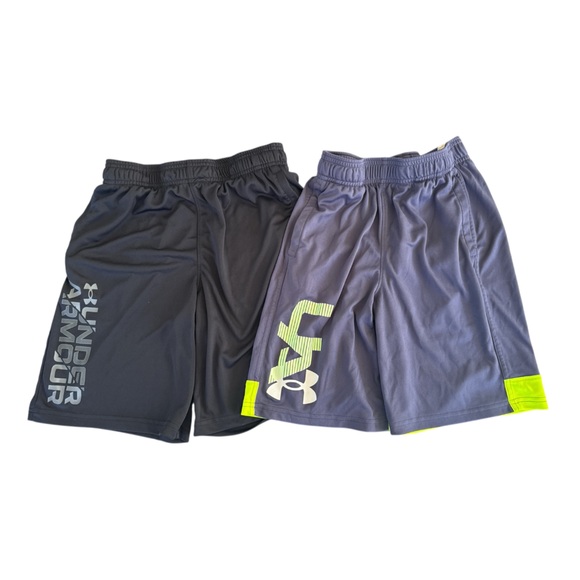 Lot of 2 Under Armour Men's Boys  Athletic Shorts - Picture 1 of 2